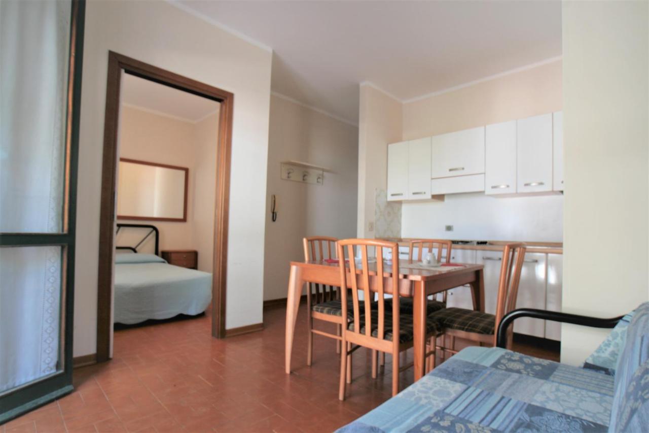 El Palmar Fronte Mare Apartment Lido di Jesolo Luaran gambar